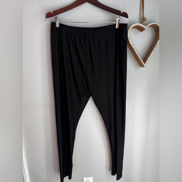 96. Fall ready everyday glam curvy confidence - Picture 2 of 4